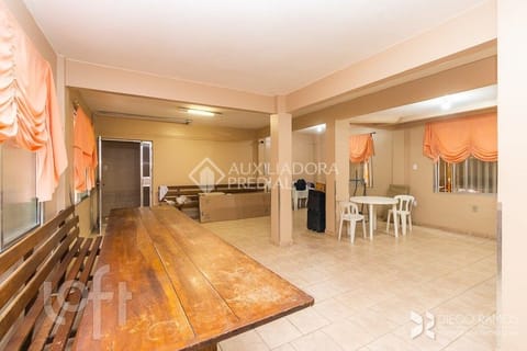 Image 30 - 256838